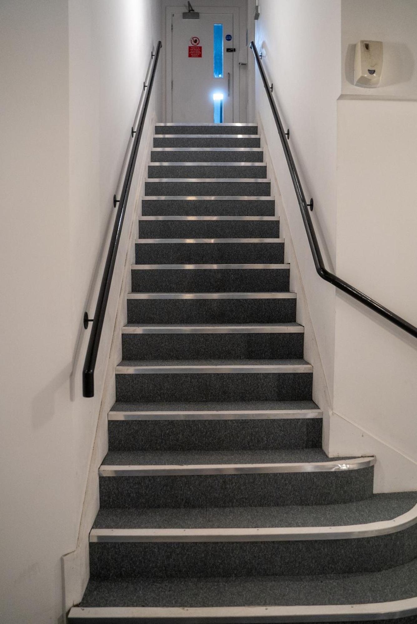 Cozy 1 Bed In Canary Wharf - Near Excel & Greenwich With Gym Acces ลอนดอน ภายนอก รูปภาพ